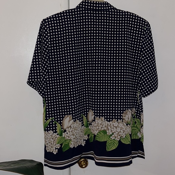 ALLISON DALEY SHIRT - Picture 2 of 3